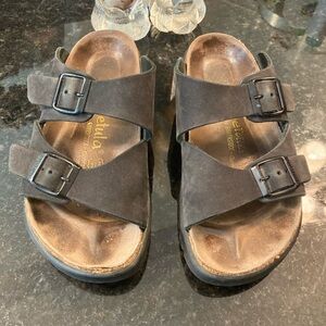 Betula by Birkenstocks black leather slip on Sandals size (36) 5.5 rubber soles